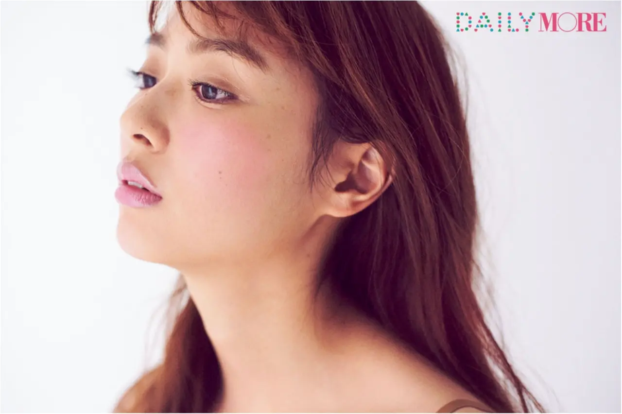 春のほおは『レ・メルヴェイユーズ ラデュレ』のラベンダーピンクを♡ 大人のための「ピンクメイク」のトリセツ_2
