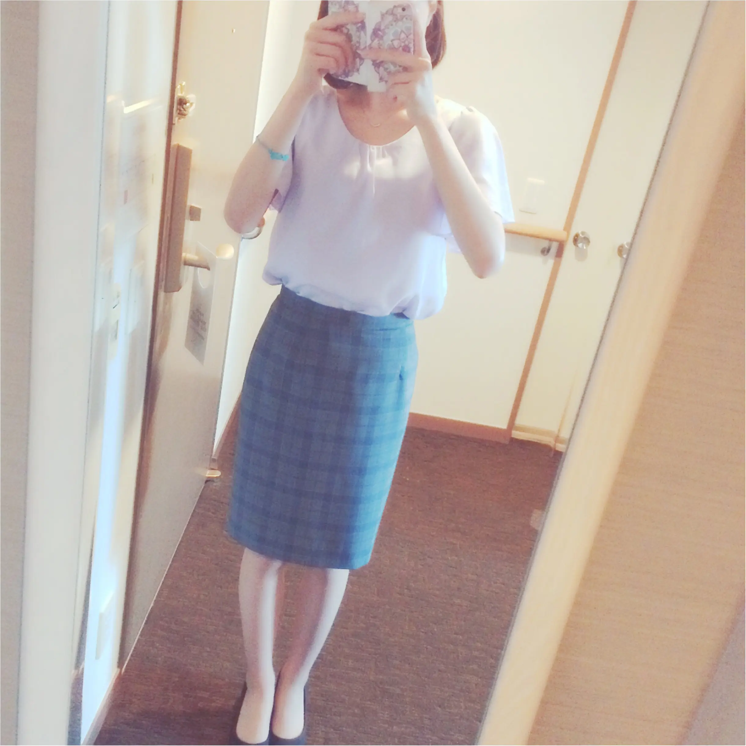 ★スーツでも柔らかい雰囲気に⁉︎淡色スーツコーデ★_7