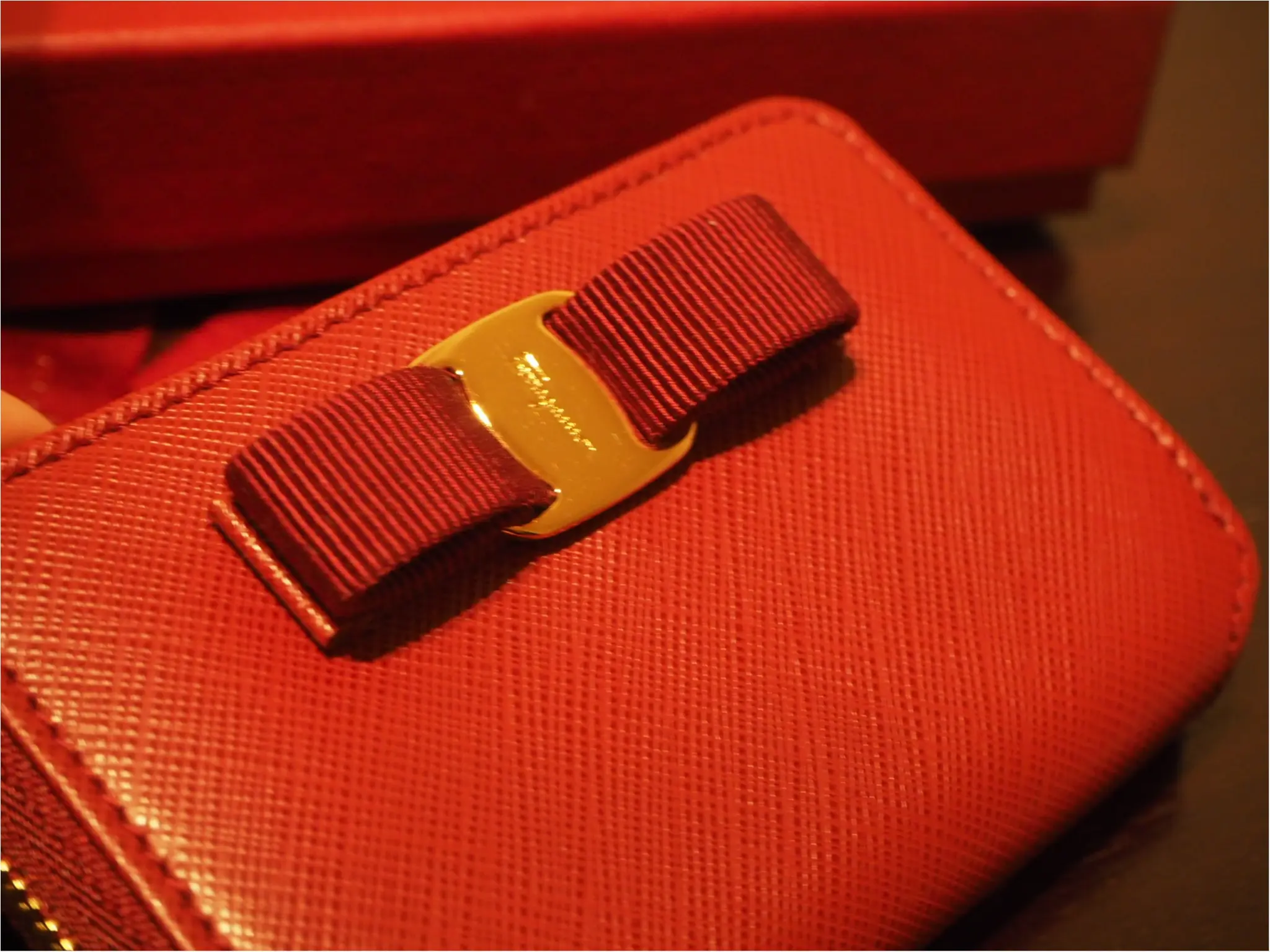 自分へのご褒美は「Salvtore Ferragamo(サルヴァトーレフェラガモ)」のミニ財布をお迎えしました!_3