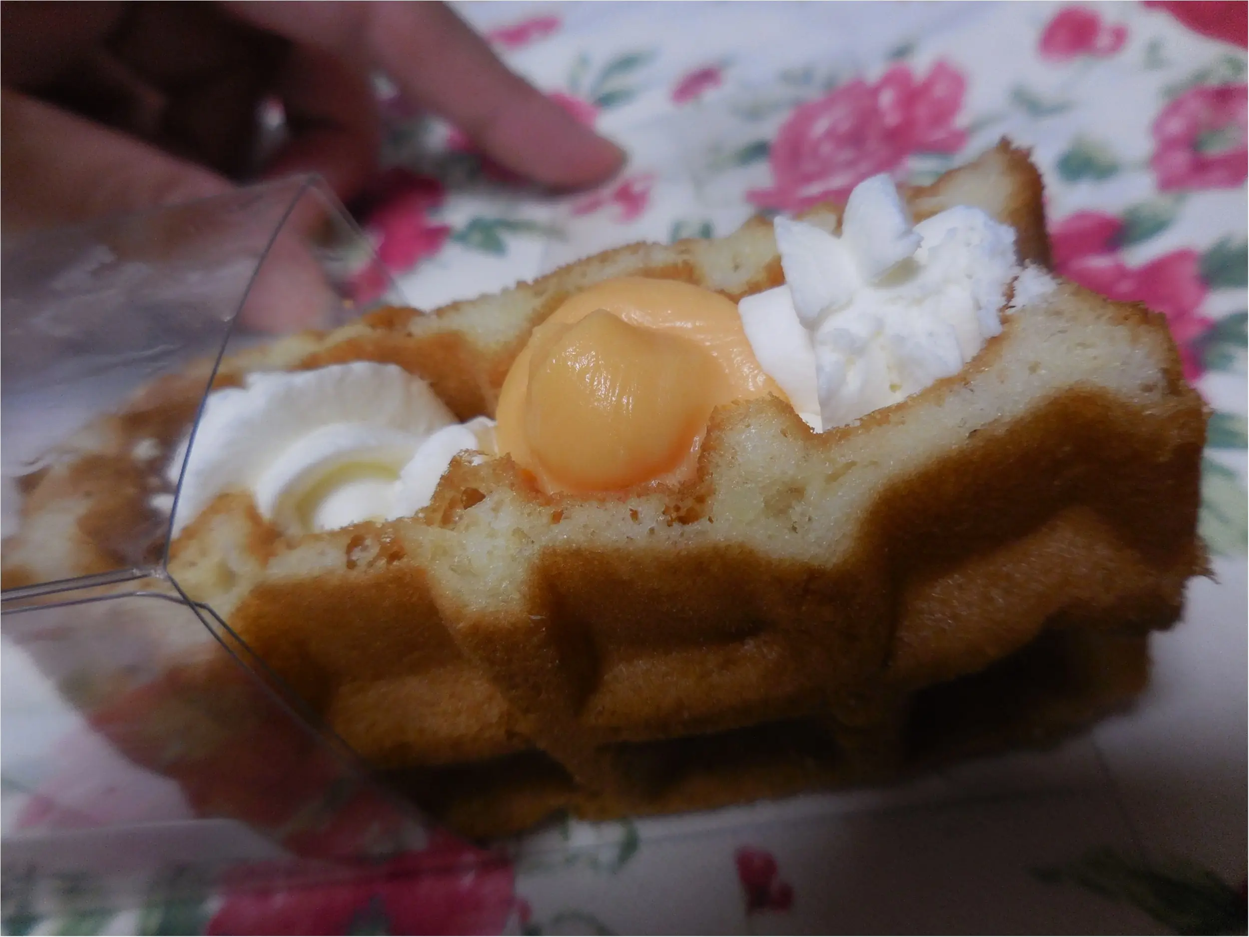手作りワッフルが100円で買える!【PeekaBoo】(ピカブー)でワッフルを買ってみました。_4