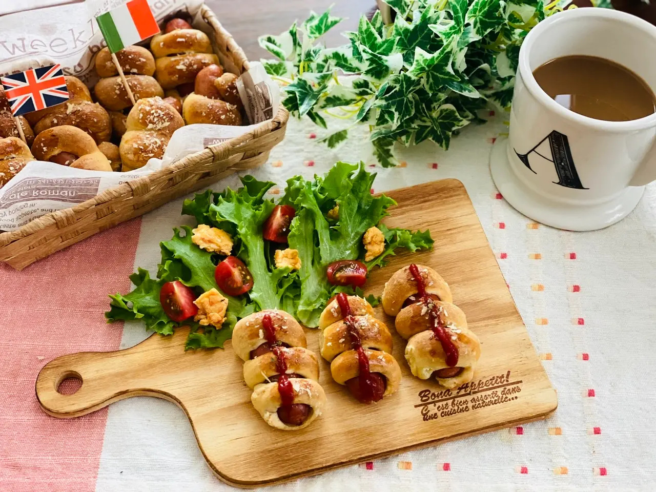 【おうちカフェ】超簡単なのに絶品★ホットケーキミックスでつくる人気レシピを実践♡-ウインナーロール-_6