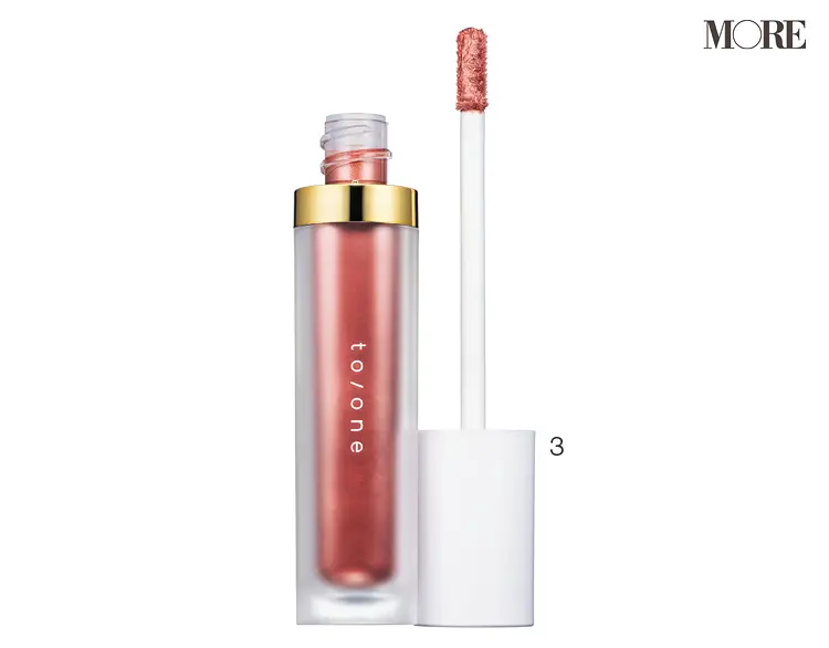 休日メイクは「女っぽメタリック」! 『イヴ・サンローラン・ボーテ』アイシャドウ、『NARS』リップなど、キラキラがマスト_4