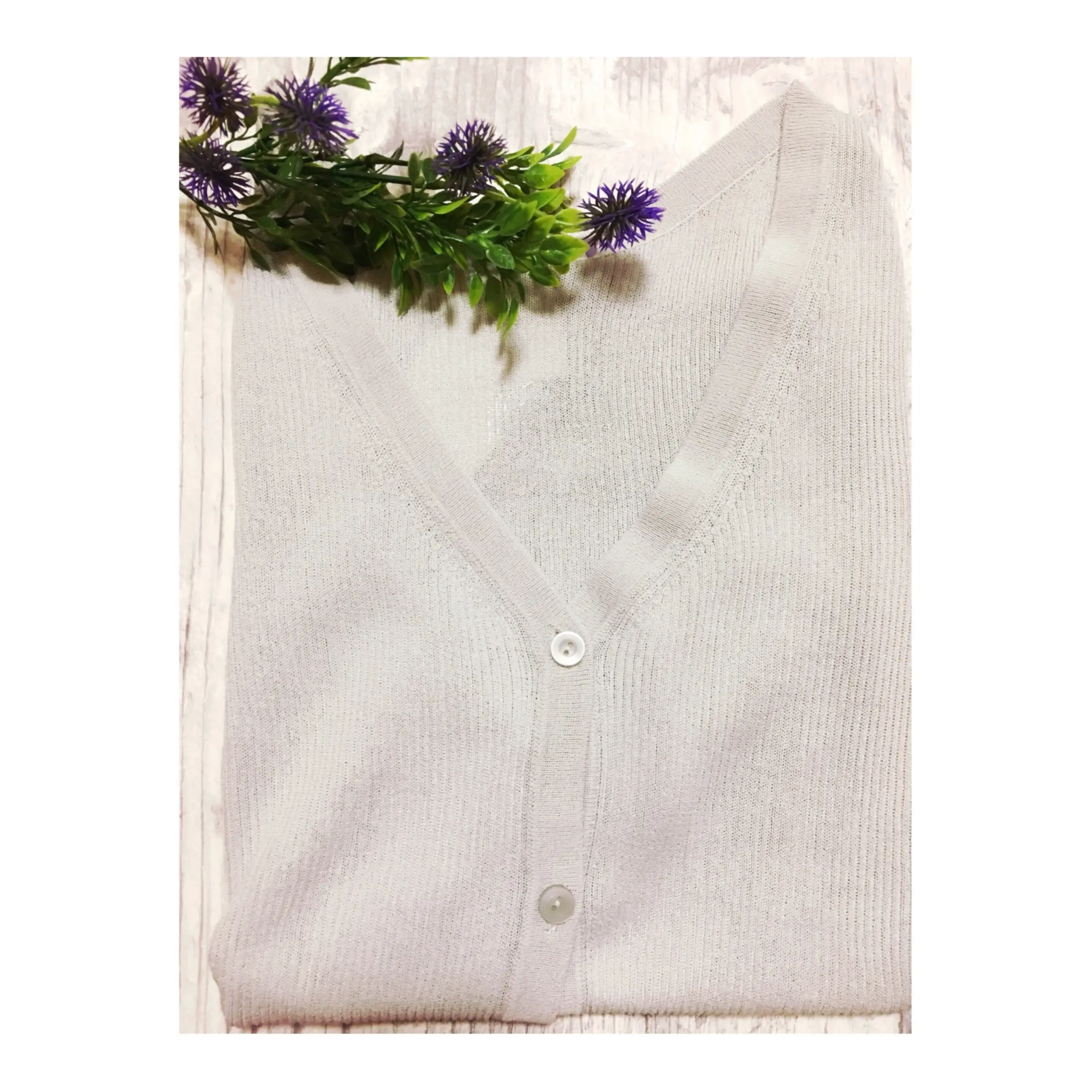 《4日間だけの限定価格¥990+税!》【UNIQLO】のライトVネックリブカーディガンがオンオフ使えて優秀です❤️_1