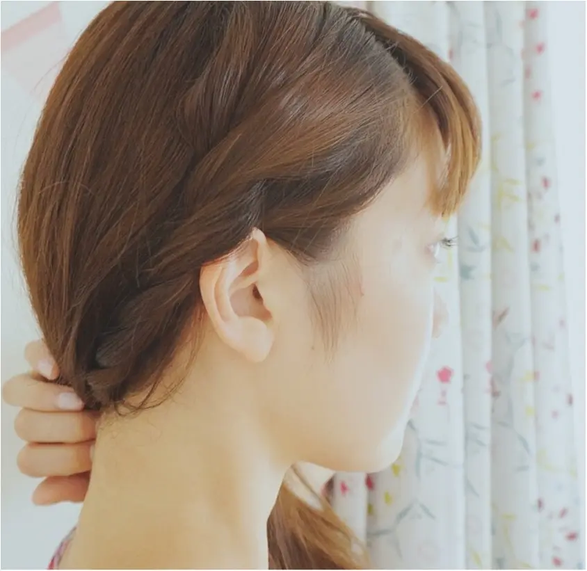 お気に入りのお洋服は【簡単ヘアアレンジ】でさらに可愛く❤️アメピン2本&5分で完成の女度UPヘア_2