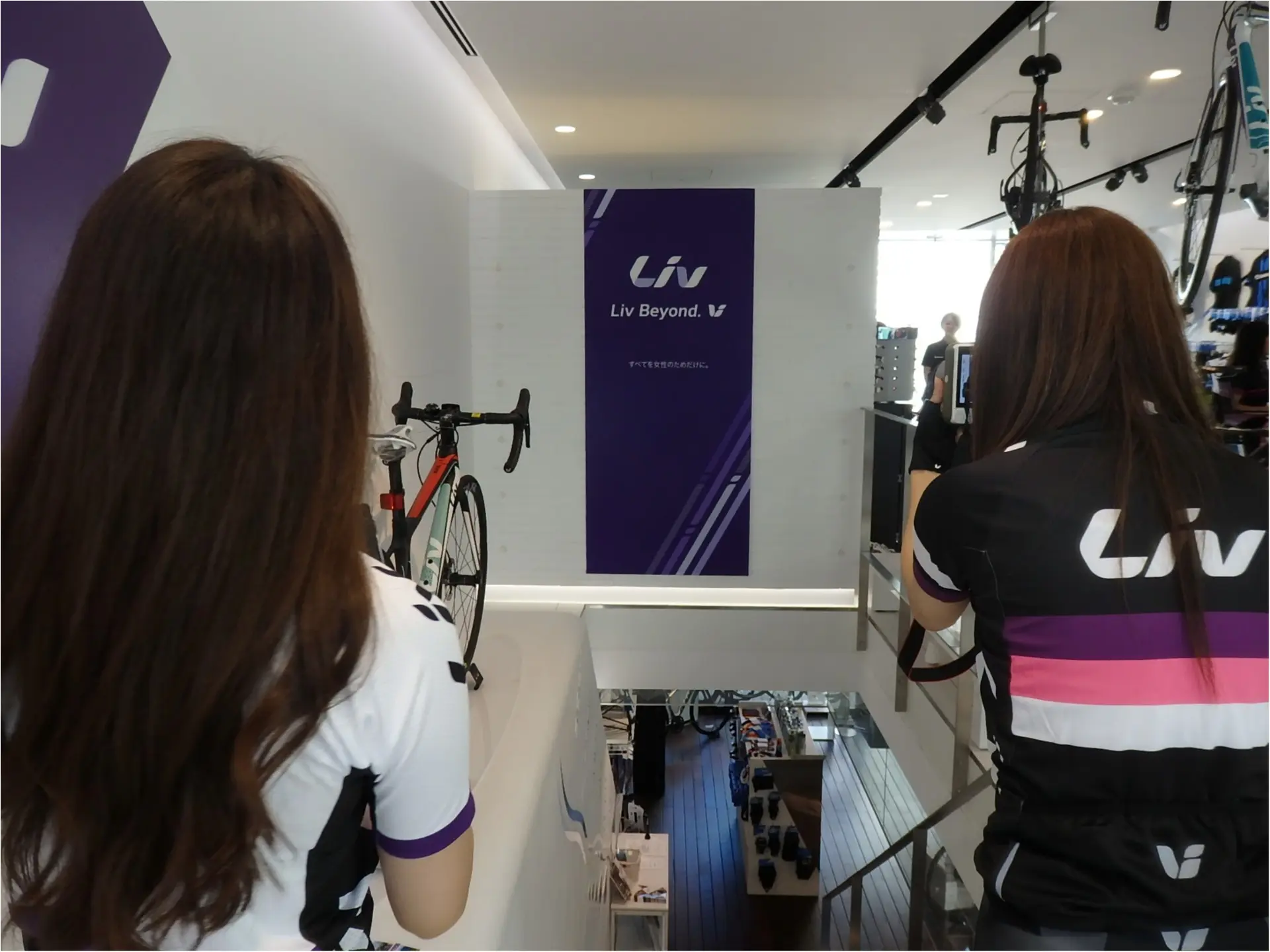世界初の女性向け自転車ブランド"Liv"でわくわくのウエア合わせ 【#モアチャレ あかね】_9
