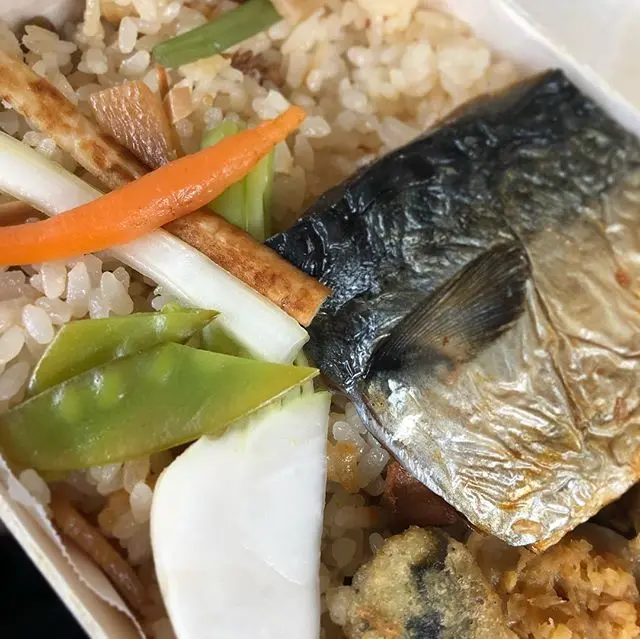 早朝集合の撮影にて。副編Yが惚れ込んだケータリングって?【 #モア編集部のごちそうさまでした 】_1
