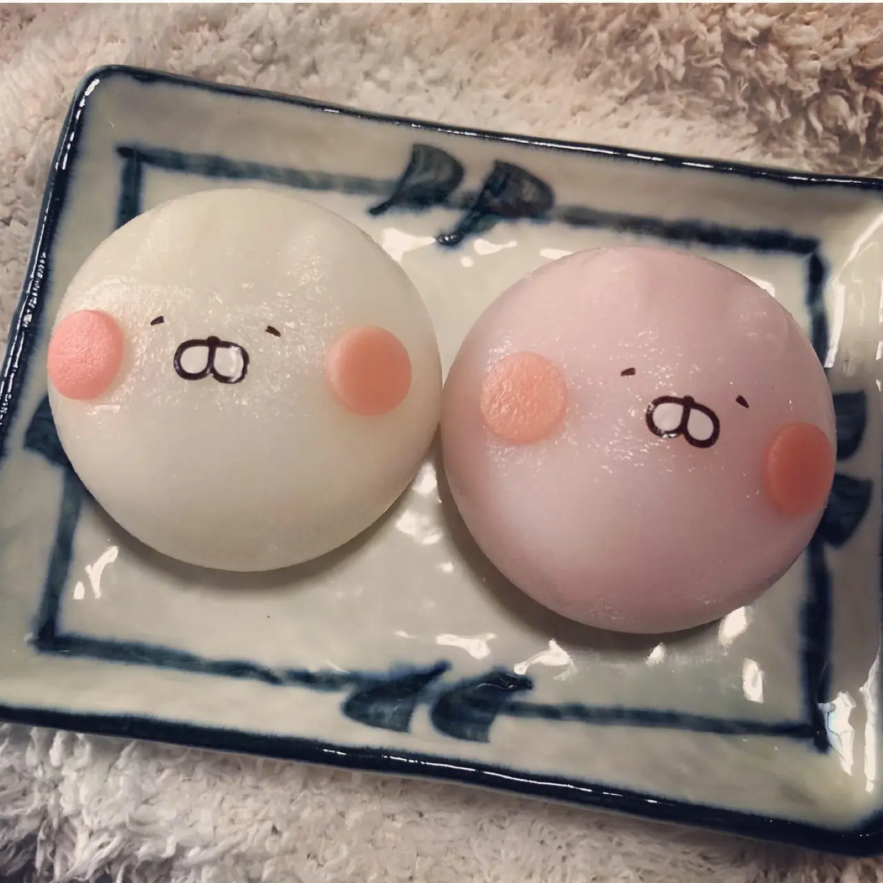 <セブン-イレブン限定>お正月にピッタリ!紅白カラーの"うさまる"スイーツがかわいすぎる♡_1