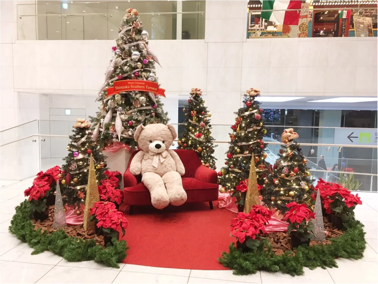 新宿の冬をベビーピンク色に染め上げる♡『新宿テラスシティ』のイルミネーションが女子力高め!体験型の『スマイルタワー』って?♡_10