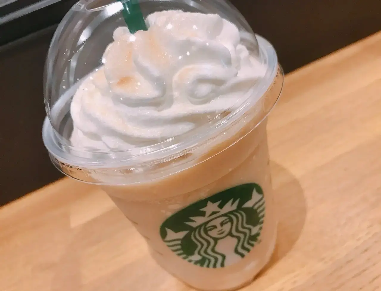 スタバの「ほうじ茶 クリーム フラペチーノ」