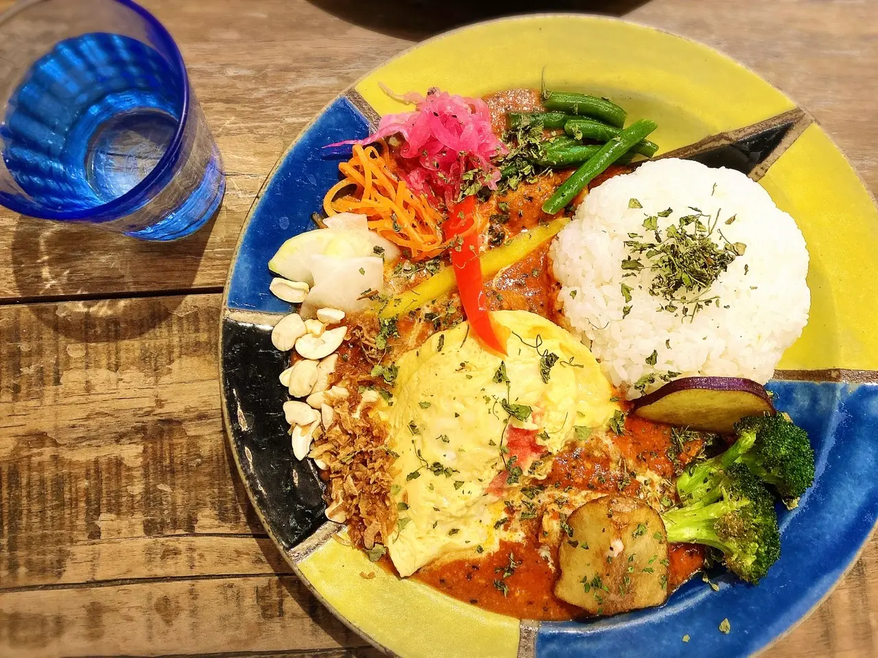 【人気カレー店!】女子にもおすすめ!やみつきスパイスカレー♡_4