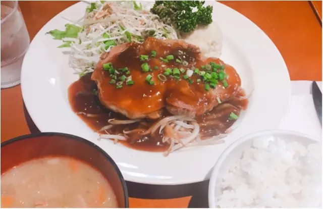 しっかりお昼ご飯【ポークソテージンジャーソース】がおススメのお店_1