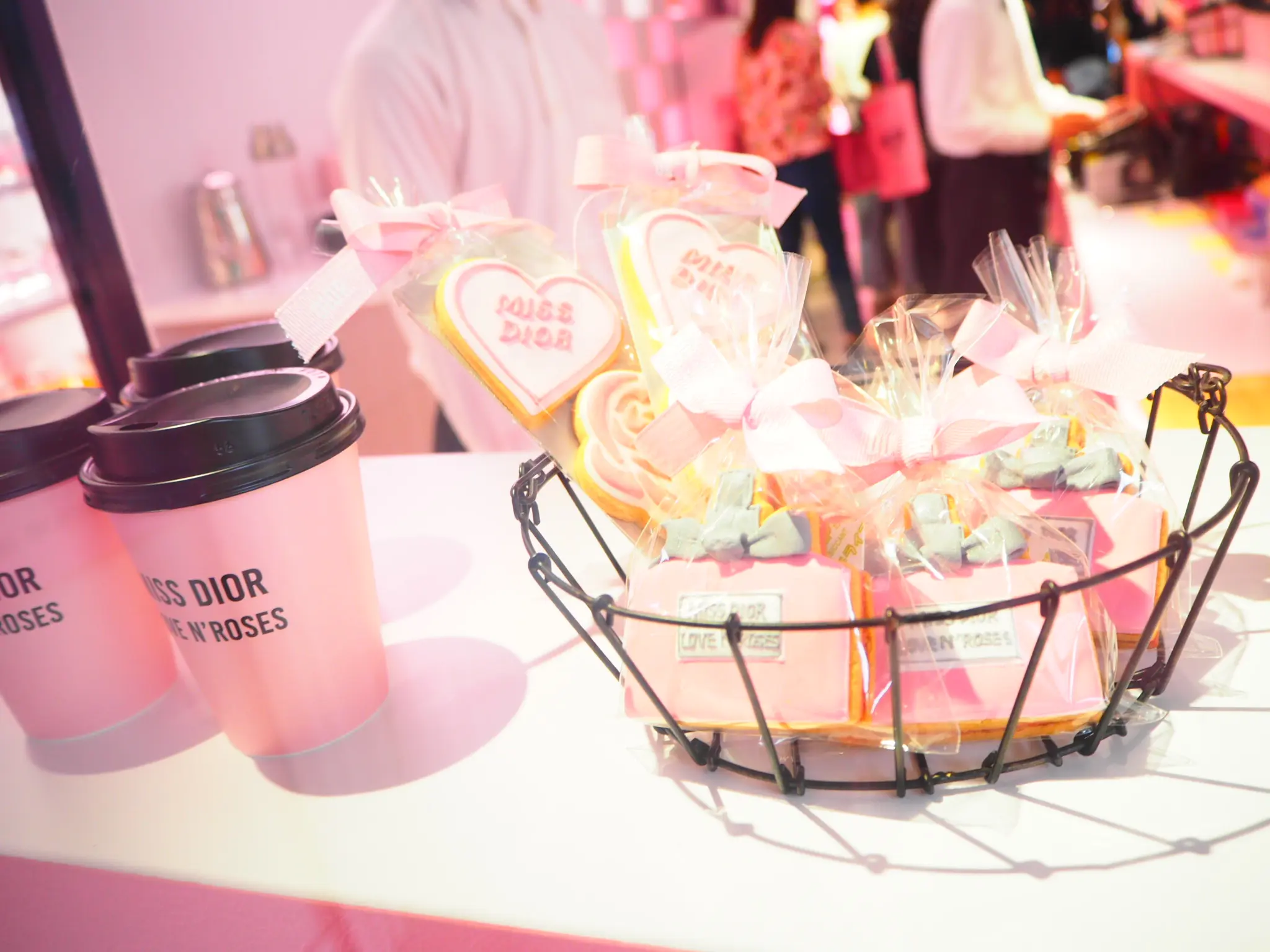 【Dior展示会】LOVE N'ROSES に行ってきました♡ 限定トートバッグもGET♡_8