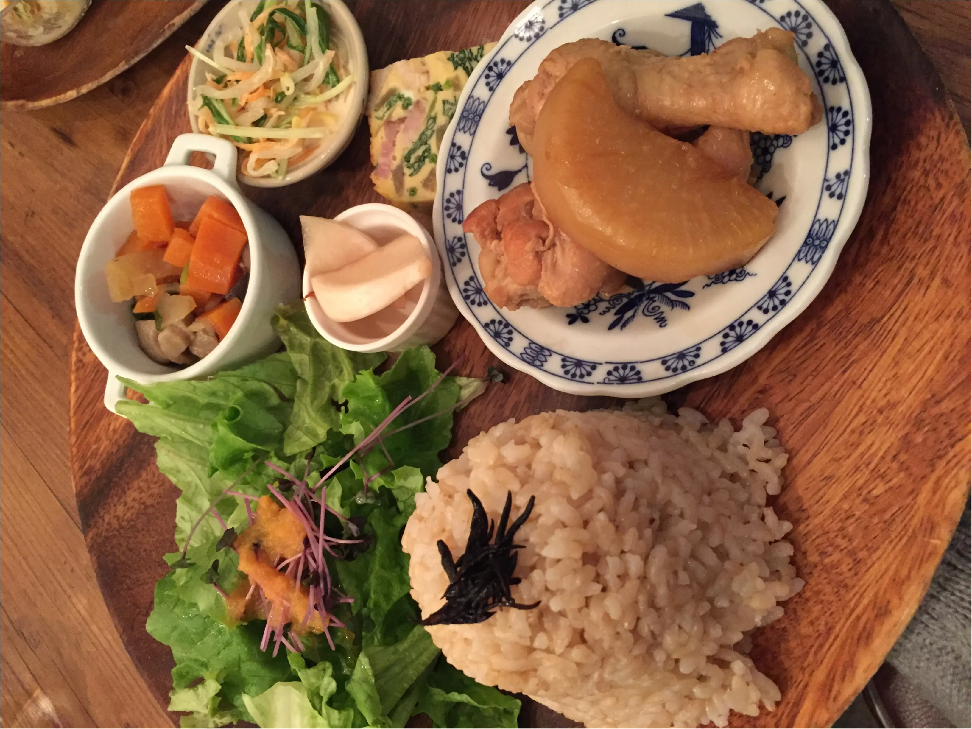 ♡自由が丘のおしゃれカフェ♫食材、調味料にこだわったプレートを食べてみて!fetecafe♡_1