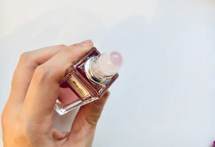 【Dior】ロールオンタイプだからいつでもレディな香りに♪ "Miss Dior"が引き出すしなやかさに注目♡_3