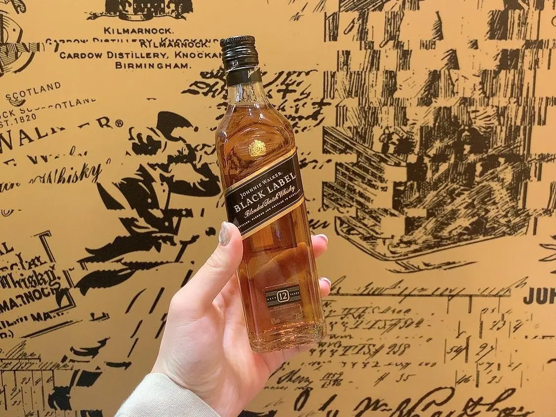 平日夜に立ち寄りたい♡世界で5人に1人が飲むウイスキー「ジョニーウォーカー」のバーが期間限定オープン_6