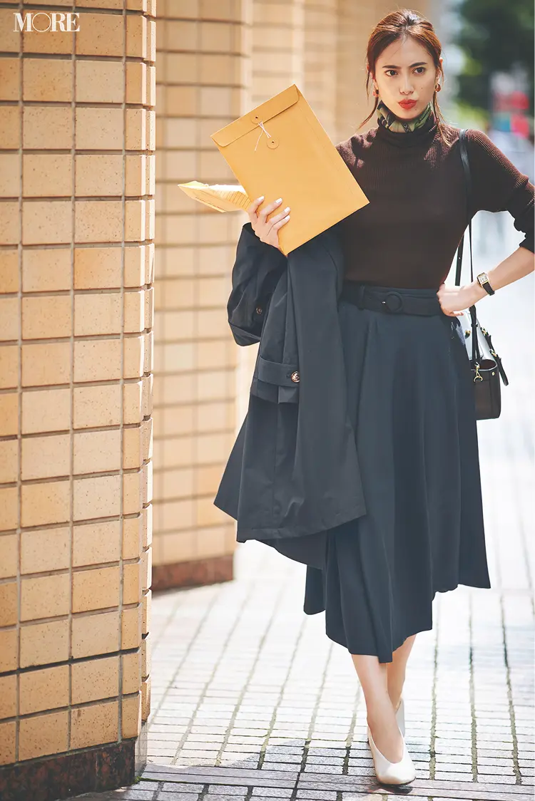 「とびきりのコーデで自分を奮い立たせるのだ!」土屋巴瑞季&鈴木友菜 着回し連載『グレーとネイビーなふたり』10日目_2