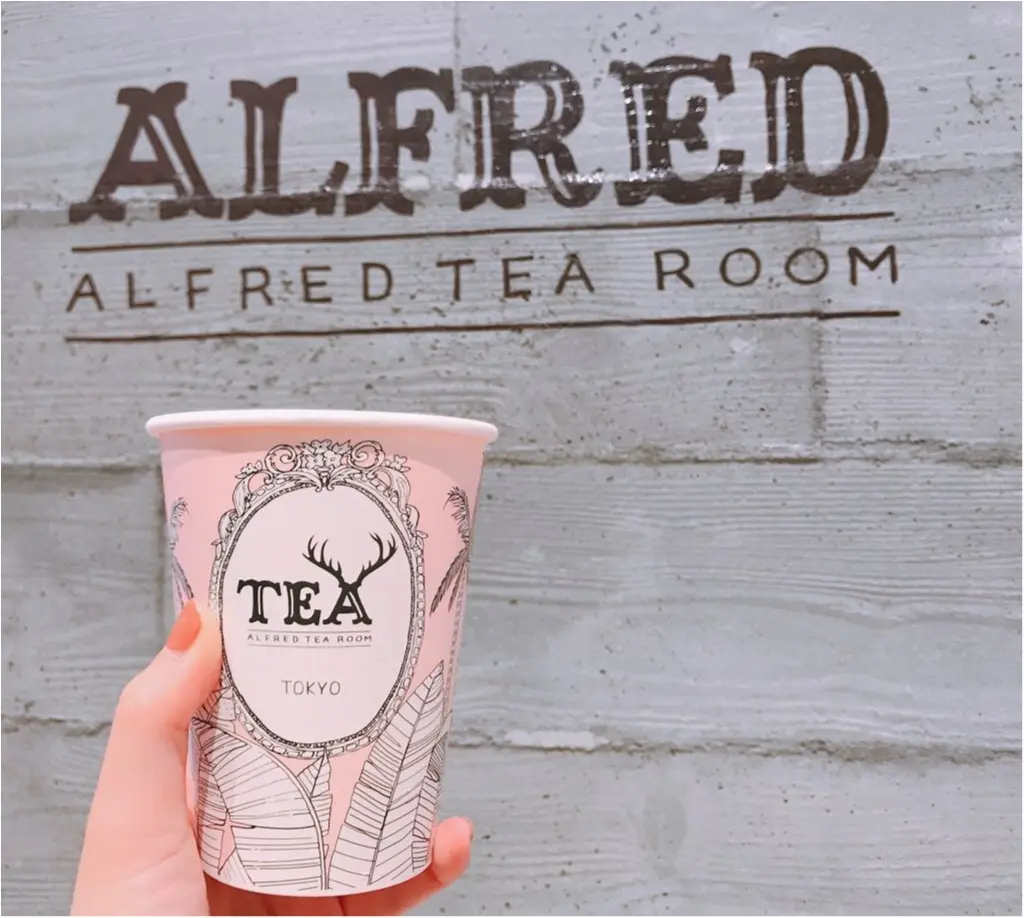 【ALFRED TEA ROOM】のバレンタインドリンク《ウィンターギフトティー》が可愛すぎる♡♡チョコっと大人なミルクティーが美味❤︎_1