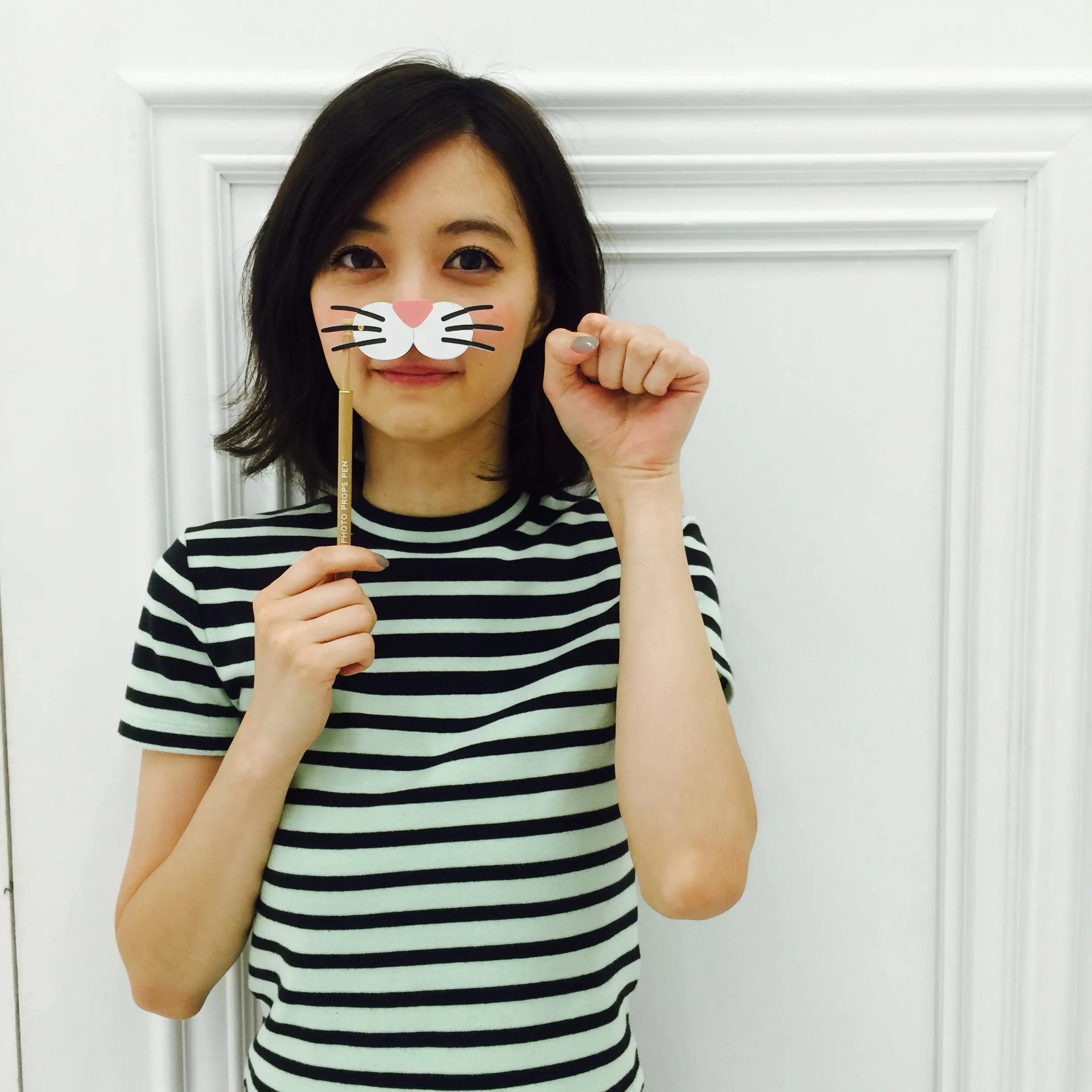【オフショット】逢沢りな、ネコになる!?_1