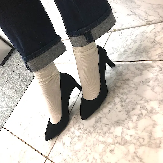 週7日ぺたんこ靴のライターみかりんが、『ロックポート』の「疲れない」パンプスを一日中はいてみた!_3