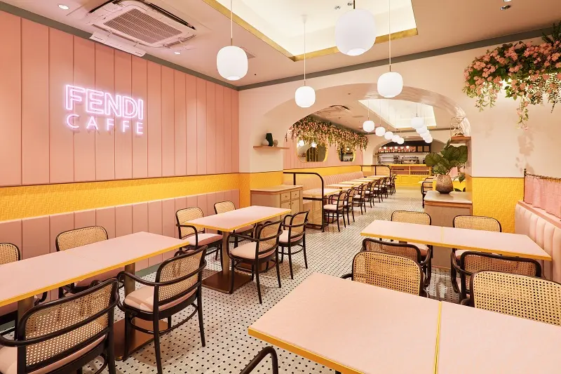 フェンディ のカフェ Fendi Caffe By Anniversaire が表参道に期間限定でオープン中 グルメ Daily More