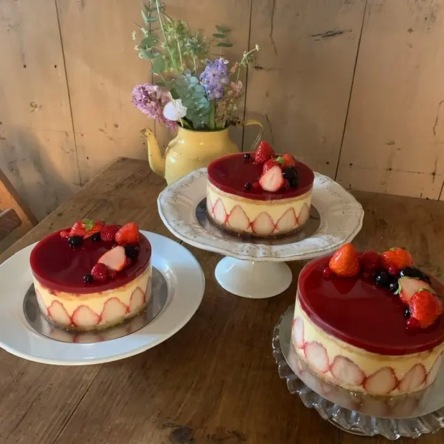 イチゴのケーキ「フレジェ」を手作り
