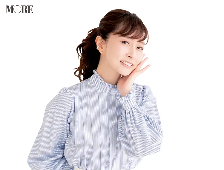 【石井美保さん式保湿①肌調子が良くなる「摩擦ゼロ」ローションのつけ方】細部に使うのは薬指と小指のみ。プレス塗りだけで肌は十分潤う!_1