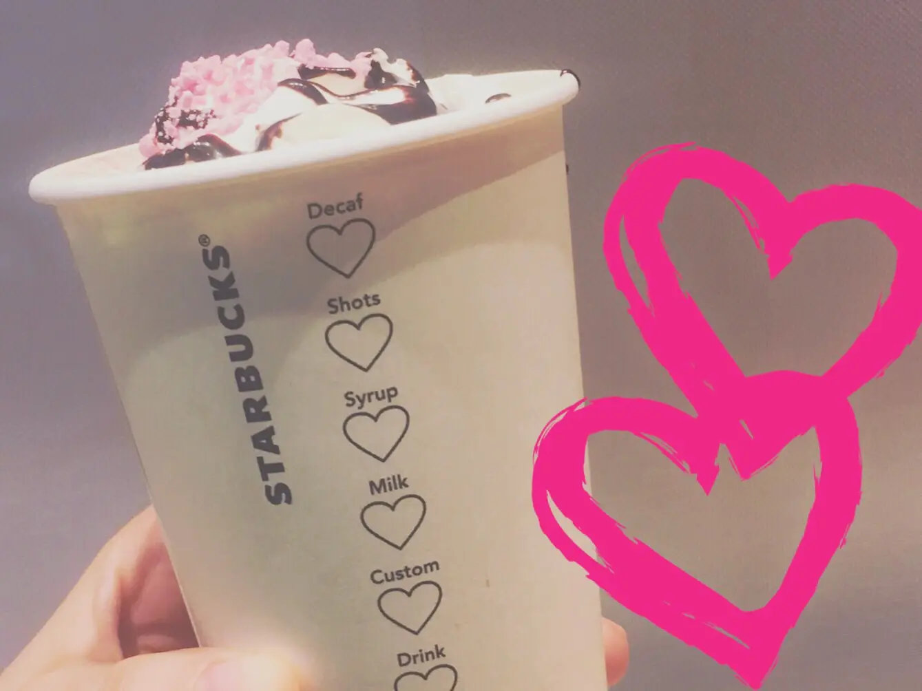 【スタバ速報/カスタマニア】甘党派orビター派?! バレンタイン史上最強ビバレッジを飲み比べ! ハートのスペシャルカップも見逃せない♡♡_5