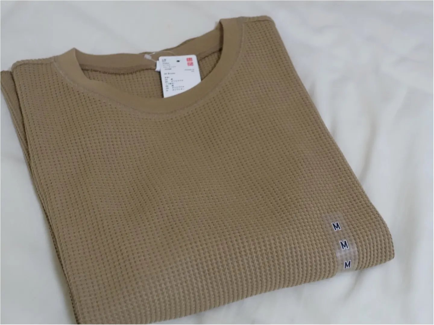 【UNIQLO】《ワッフルVネックT》が長袖になって登場!今から春まで使えるオススメアイテムを色ち買い!_1