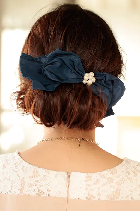 これが最新!結婚パーティー向け「ささっとひとつ結びアレンジ」【ロングヘア編】_3