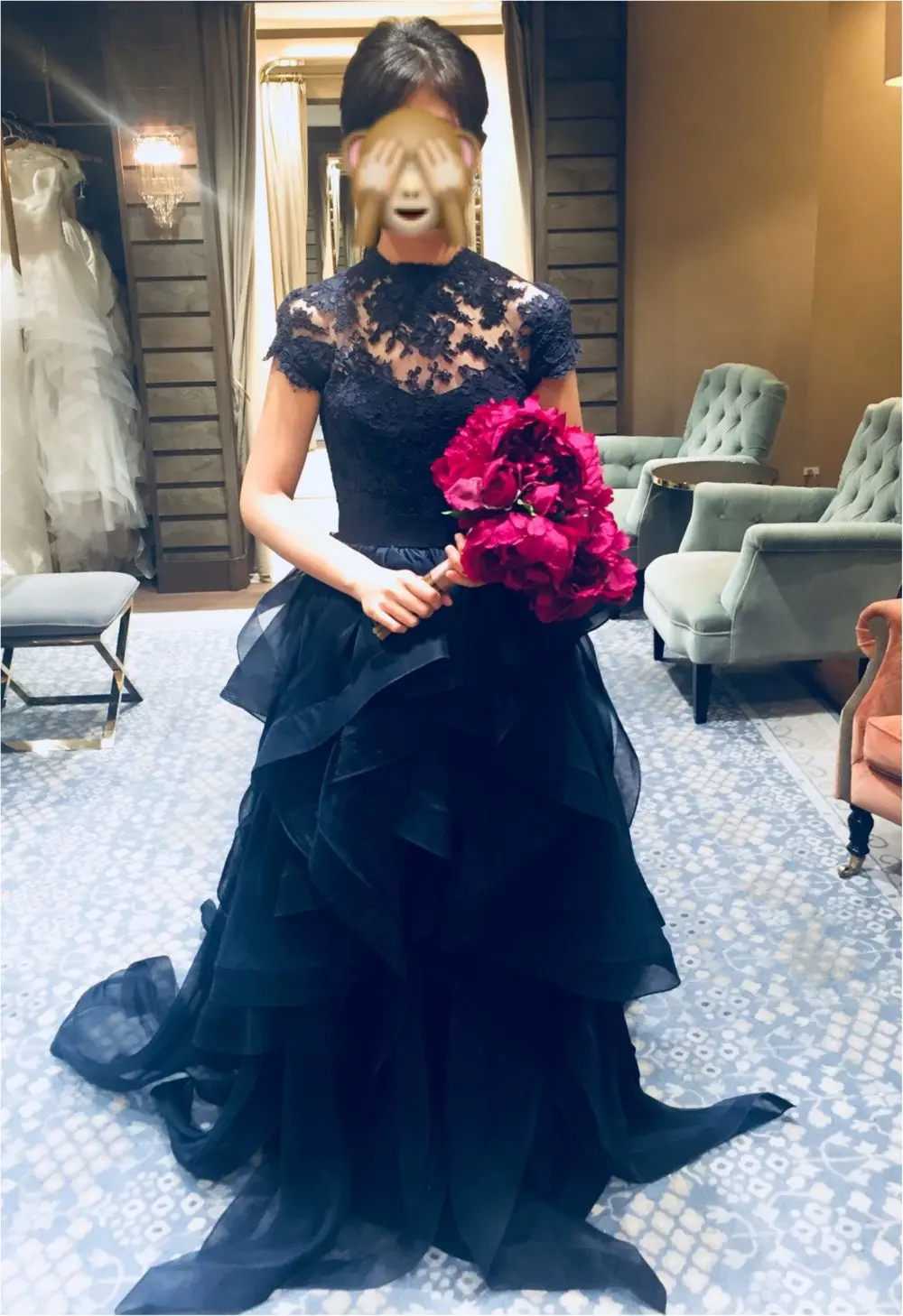 卒花さんに聞く【ドレス特集】- 結婚式・二次会におすすめ! プレ花嫁さんに人気のおしゃれなウェディングドレスは?_26