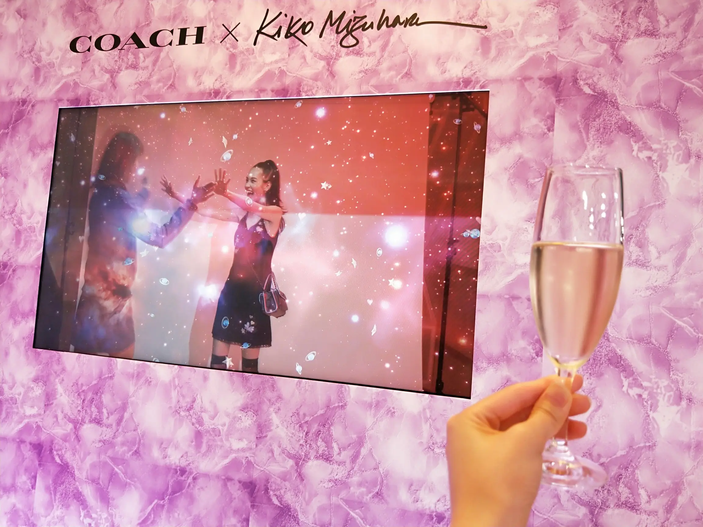 水原希子ちゃんがCoachとコラボ☆宇宙をモチーフにした新作コレクション「コーチ × キコ・ミズハラ」 #CoachxKiko _1
