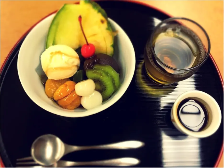 日本橋に行ったら食べたい。老舗の絶品クリームあんみつ_10