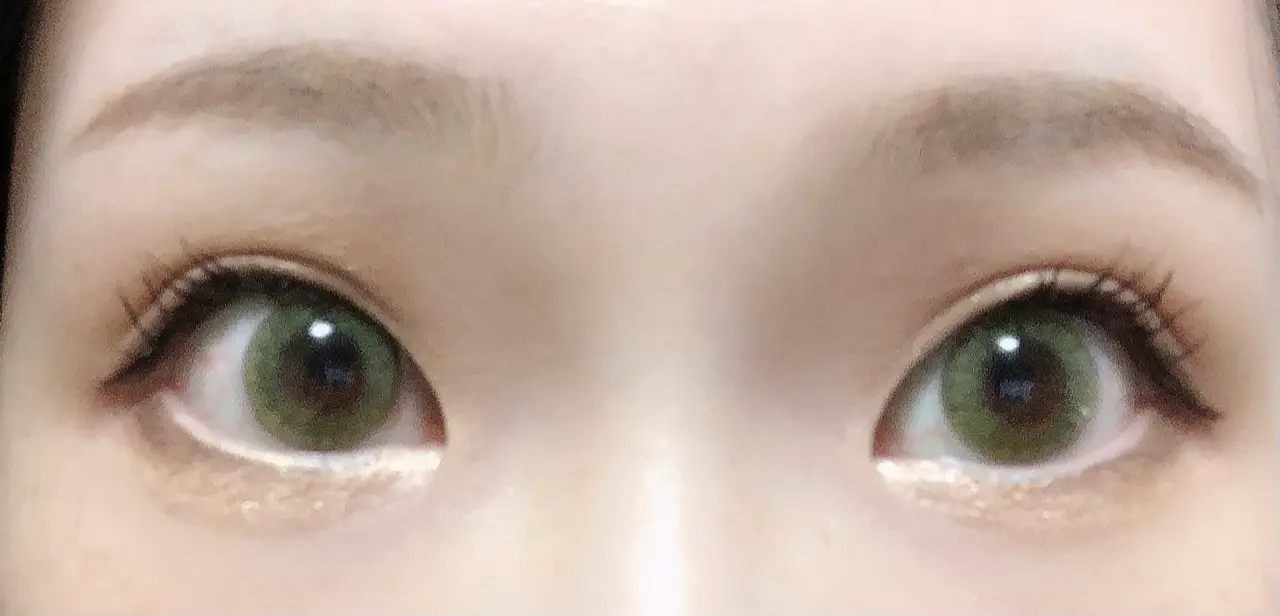 まつげのアップ