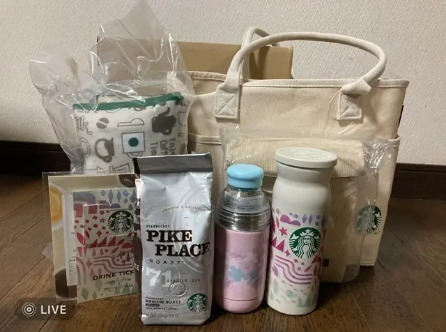 【福袋】スターバックスの福袋の中身紹介!_1