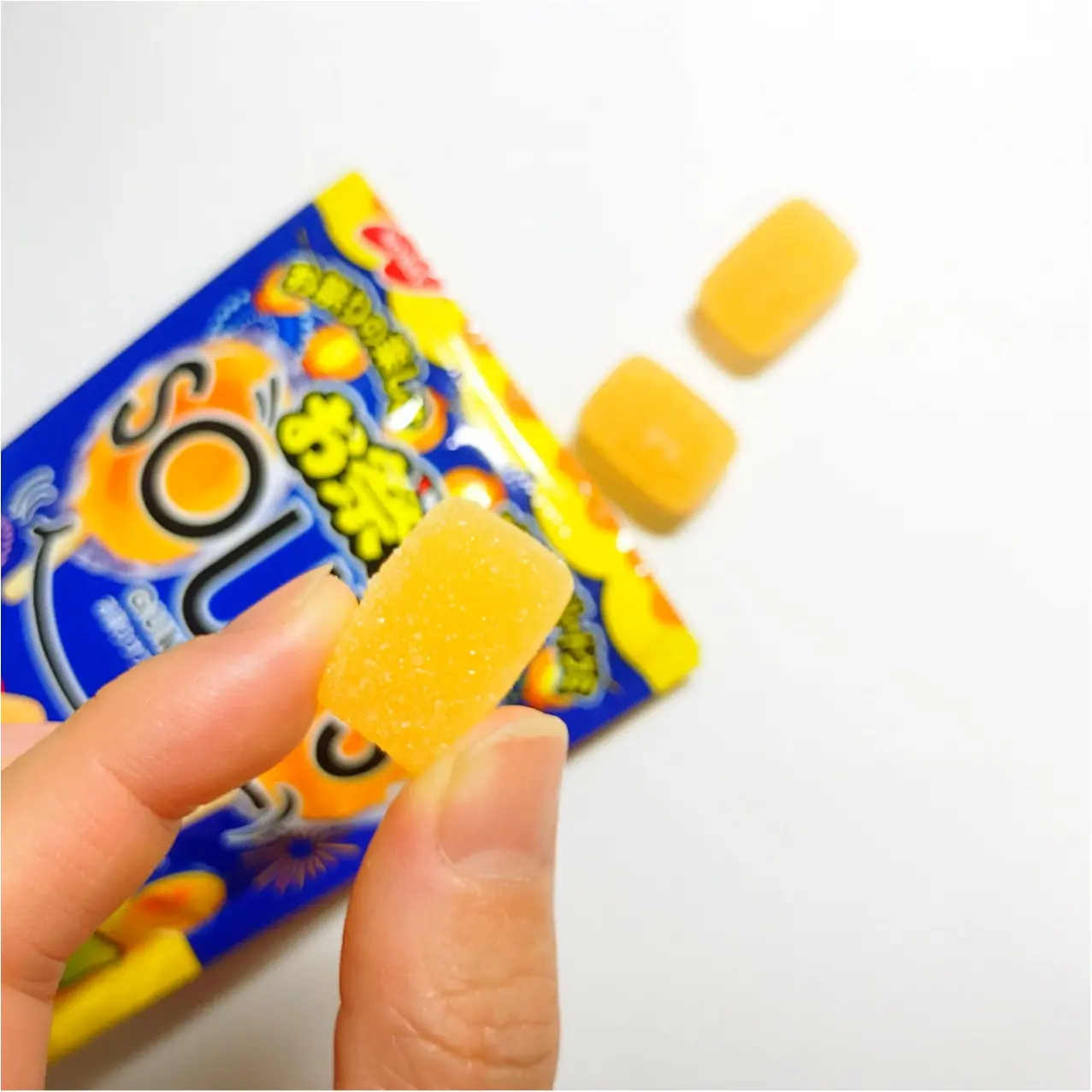 グミで夏祭り気分!?セブン限定☆【お祭りサワーズ】あんずあめ味&わたがし味♡_3