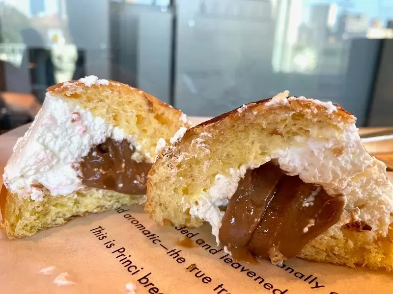 スタバのマリトッツォ ノッチョーラの断面