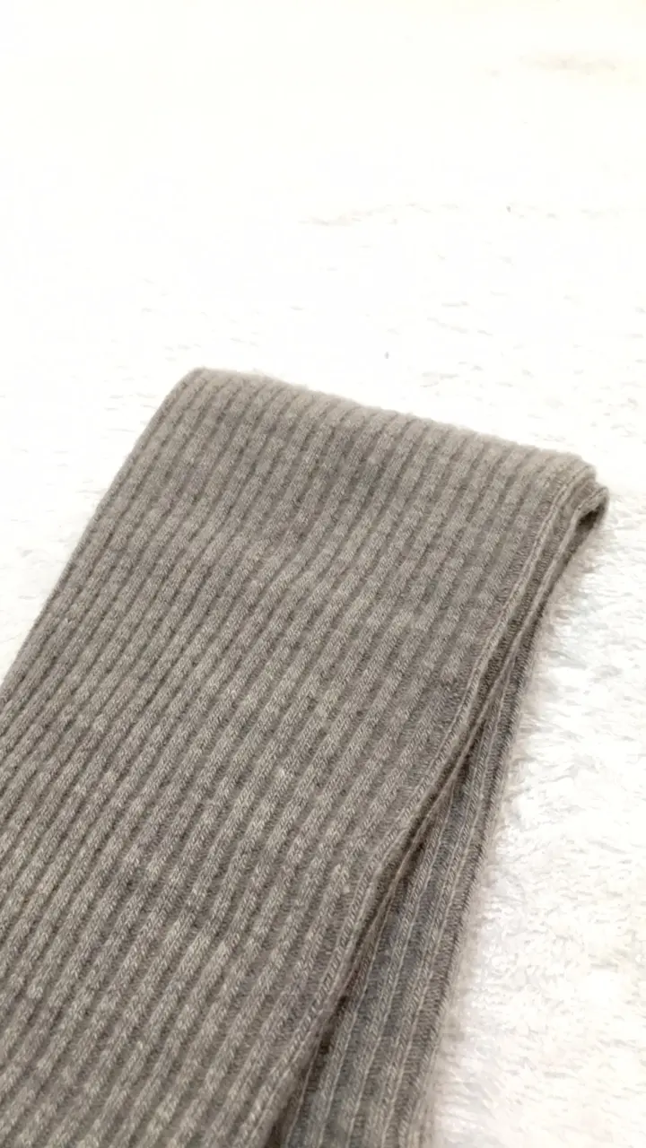 【UNIQLO】冬にかかせないヒートテックニットタイツ(リブ)_2