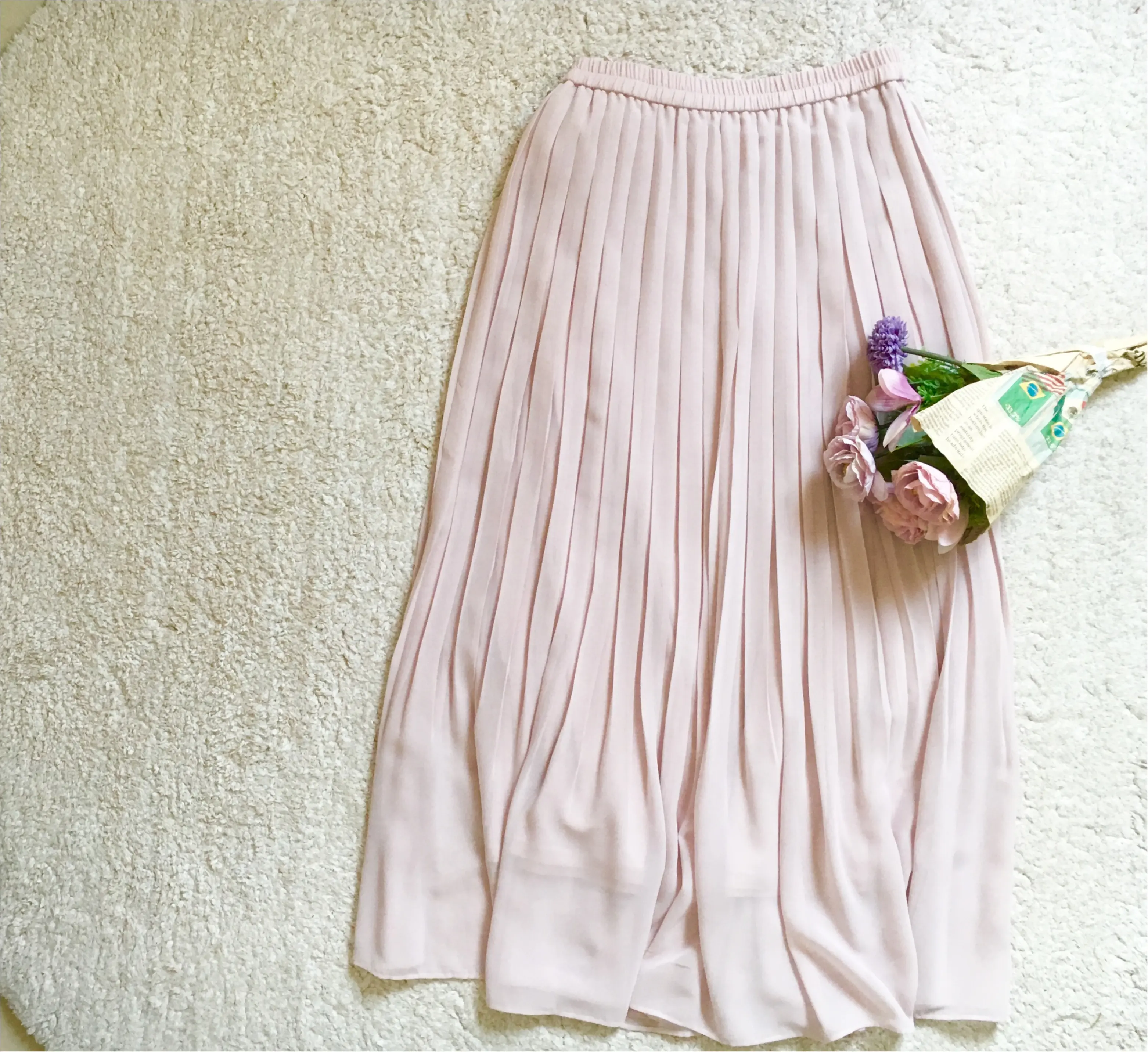 【ユニクロ】揺れ感が可愛すぎる❤️待ちに待った《春色スカート》は買うなら今がオススメ!_2