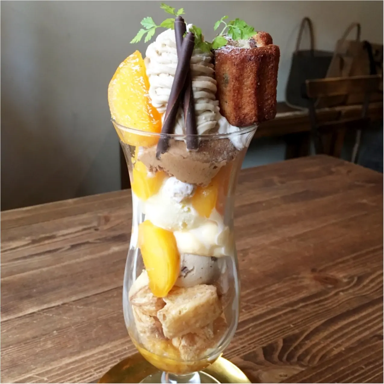 《 私のカフェめぐり♪ 》『和栗』に『柿』に秋の味覚がたーっぷり ♡ 人気カフェのSNS映えパフェ♡♡_4