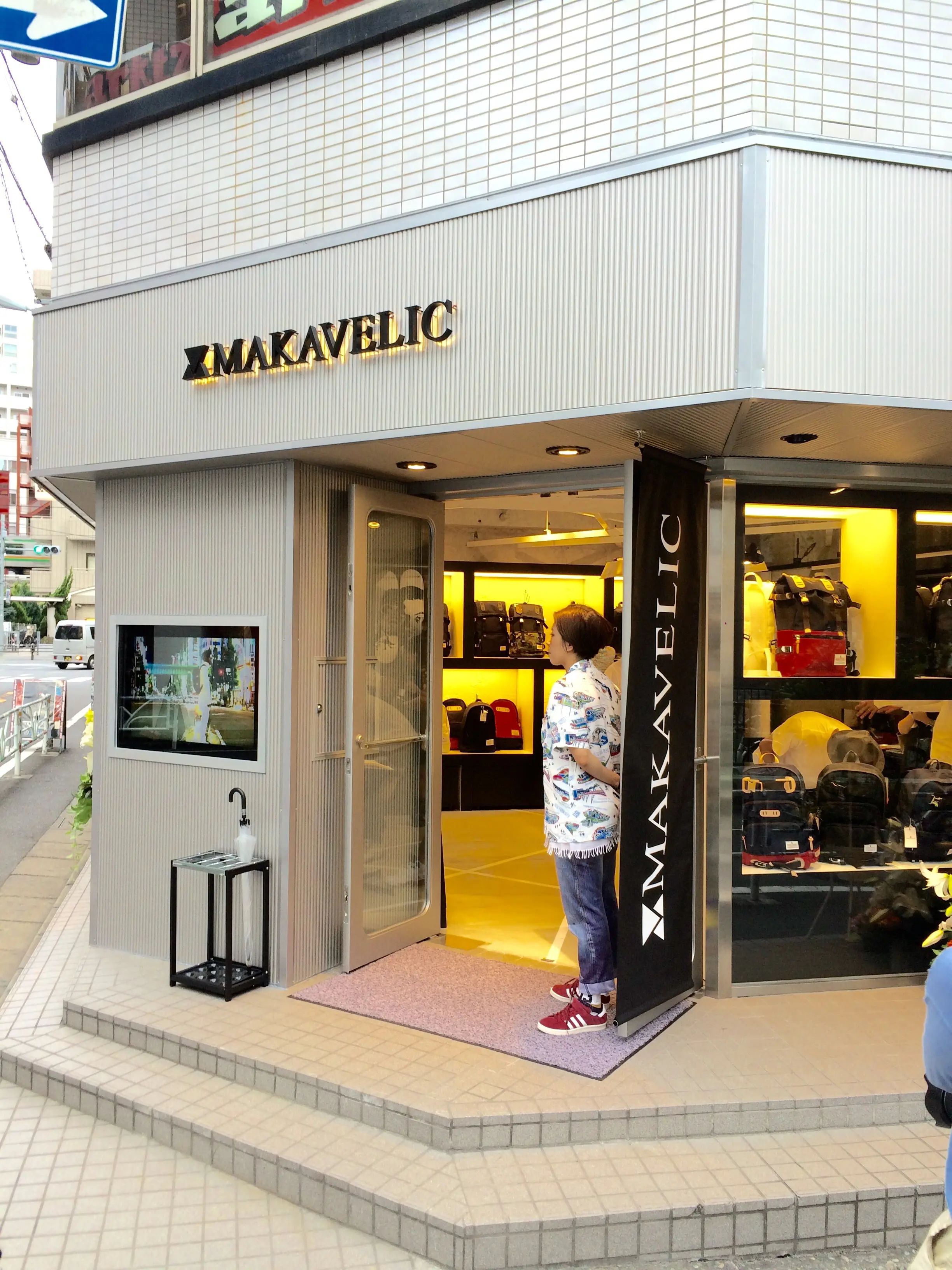 次のデートは絶対ココ! MAKAVELICで本格バックパックを探せ!_1