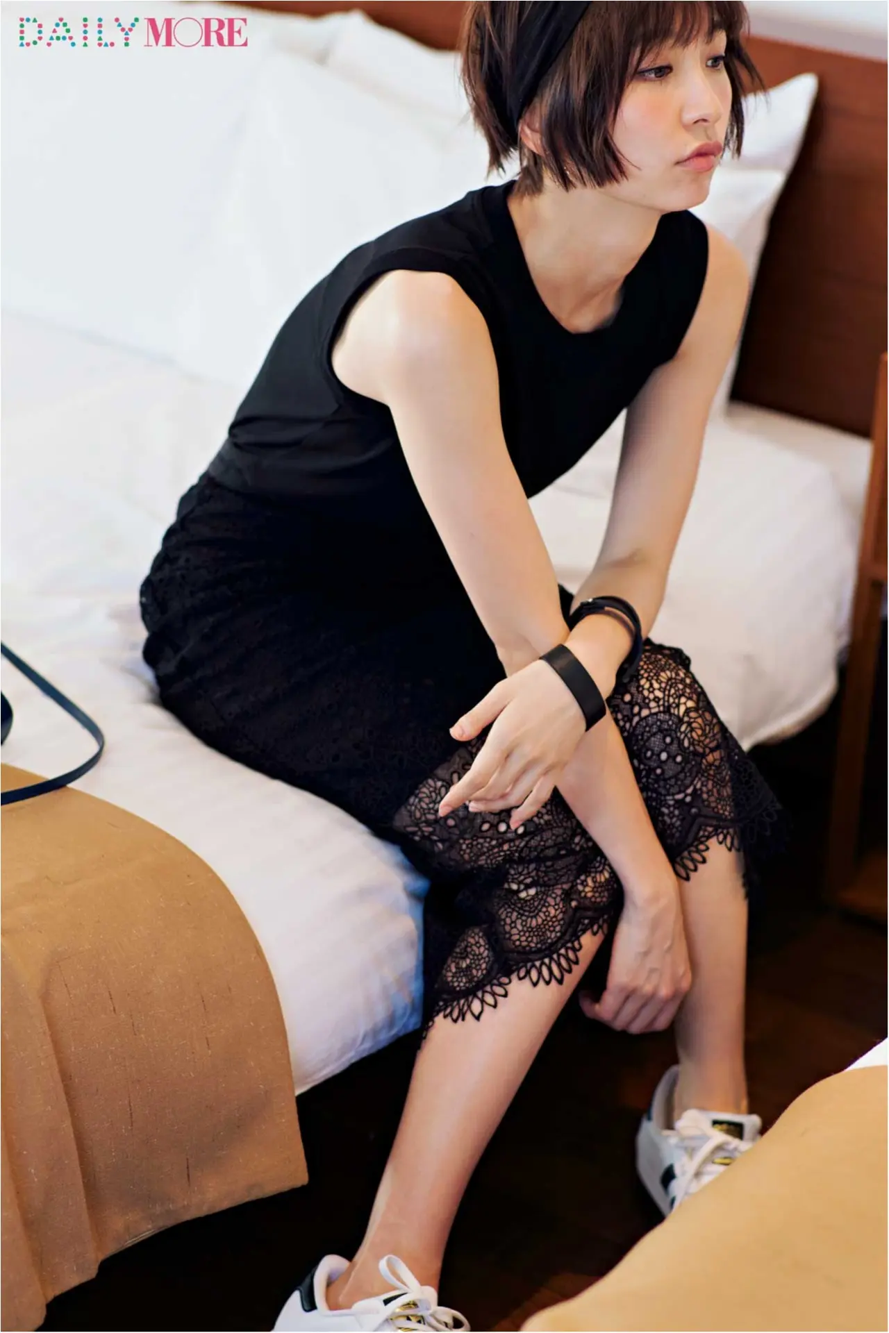 【今日のコーデ/篠田麻里子】夜の予定アリな木曜日は黒を女っぽカジュアルに♡_1