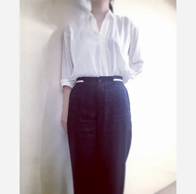【オフィスコーデ】GUの青シャツ×UNIQLOのワイドパンツ_5