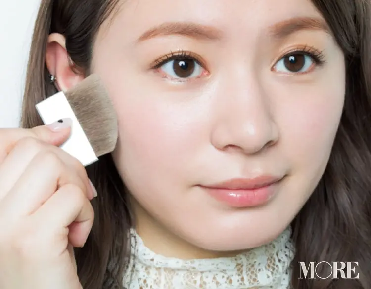 つや肌メイク特集 透明感あるつや肌に仕上がるファンデーションやメイクテクは ビューティ コスメ メイク ヘア ダイエット Daily More