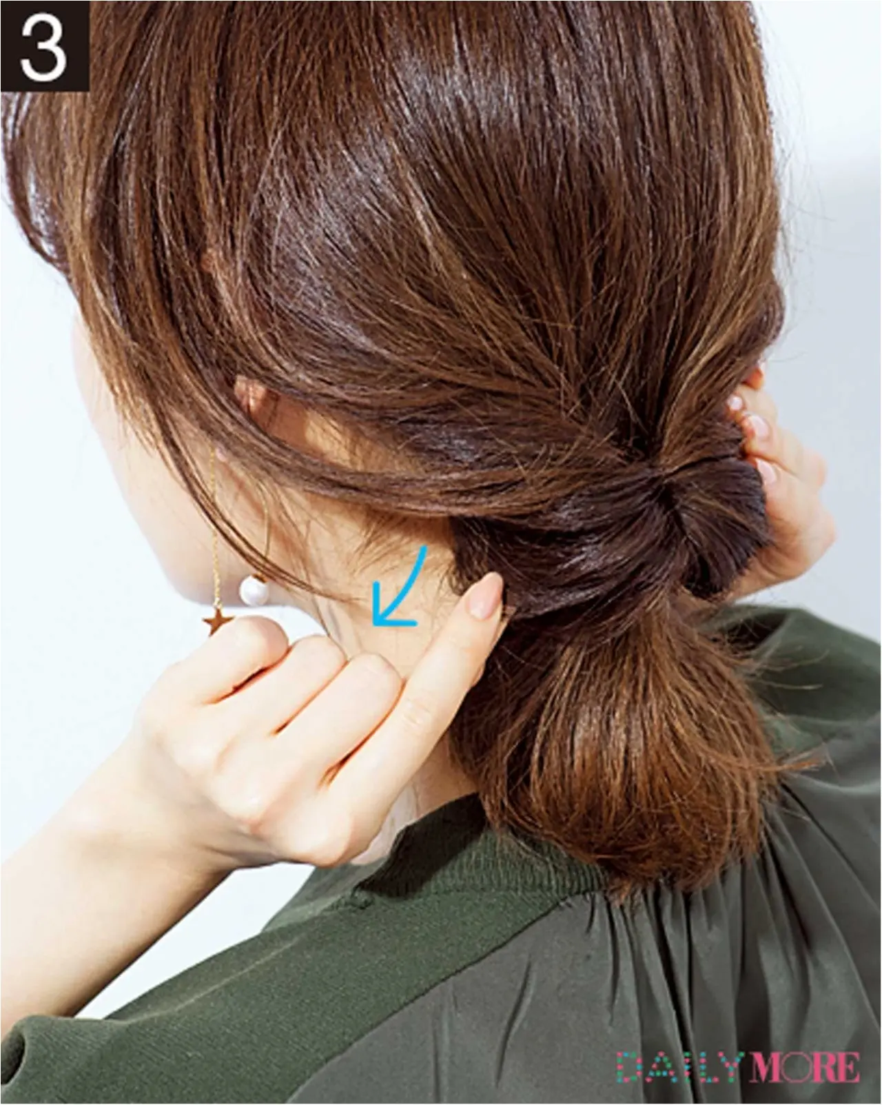 広がる毛先にもう悩まない! 梅雨の「じゃじゃ馬ヘア」手なずけヘアアレンジ <押え込みくるりんぱ編>_5