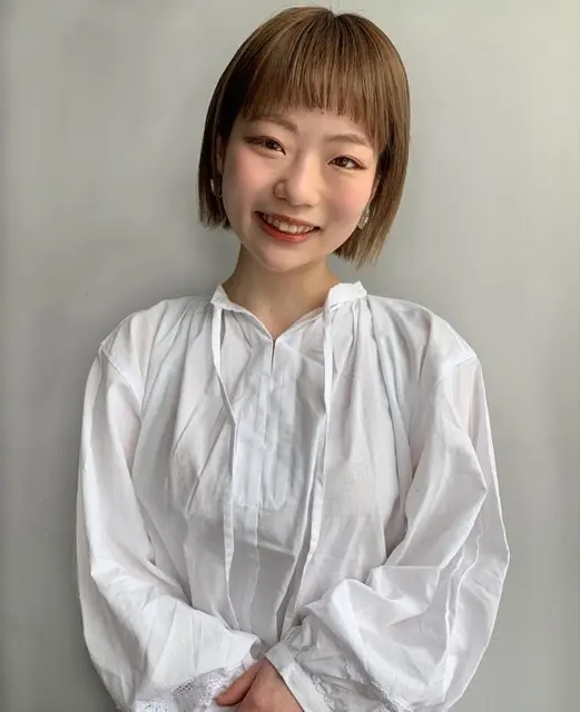 Olive greigeで透き通る暗髪へ_5