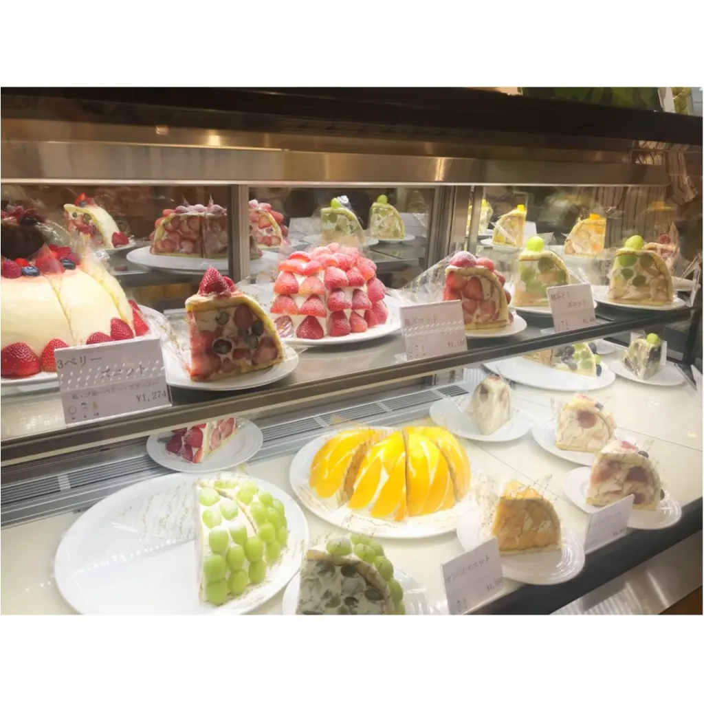 【果実園リーベル新店舗】初の神奈川県進出!旬の"桃パフェ"から目が離せない!_6