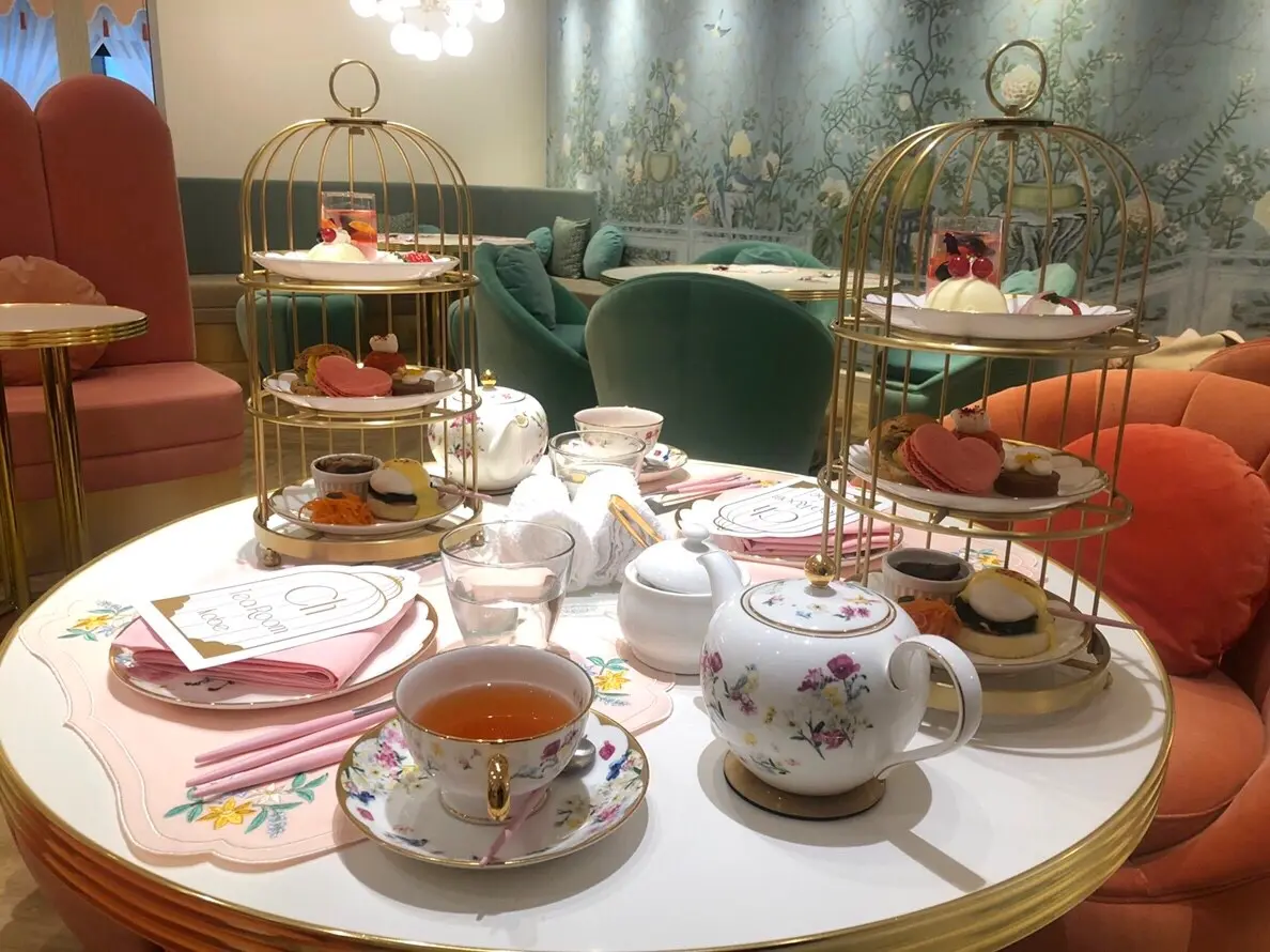 お花や小鳥をモチーフにしたオリエンタルな空間でアフターヌーンティー❤︎_4