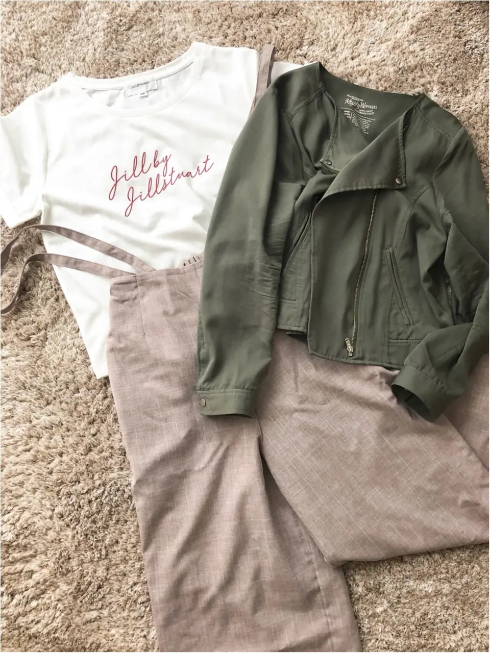 今年はシンプルロゴTシャツがキテる!夏のお出かけコーデもこれで決まり!!_4