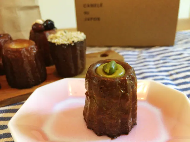 《大阪名物》カヌレ堂のカヌレ!開けた瞬間、フォトジェニック♡宝石箱やぁ〜!_6