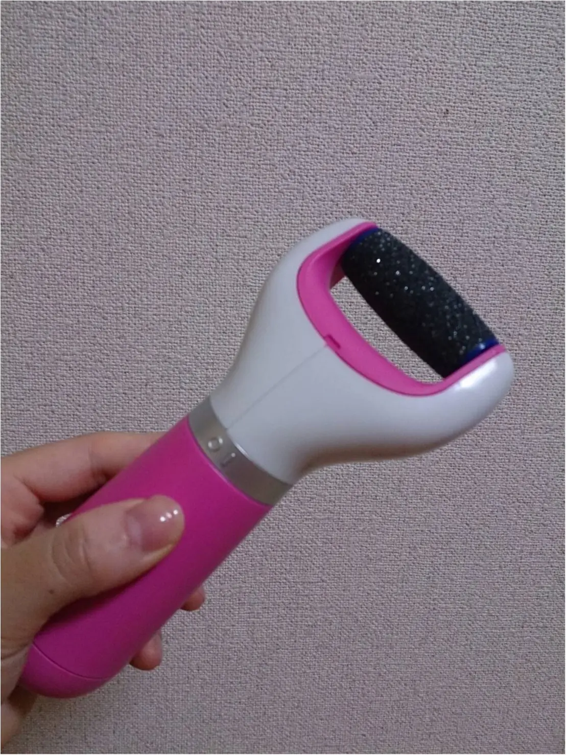 【かかとケア】えっ、そのかかとでサンダル?! まだ間に合う!話題のグッズで魅惑のちゅるすべかかとに♡_2